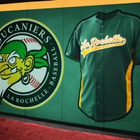 Nouvelle chemise de baseball Boucaniers La Rochelle