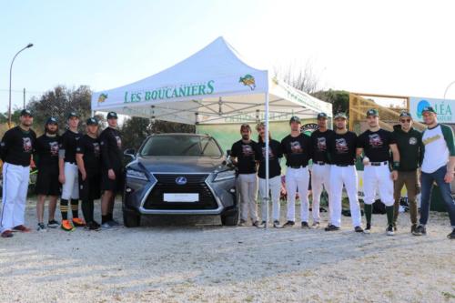 Équipe de division 1 fière du Partenariat Lexus